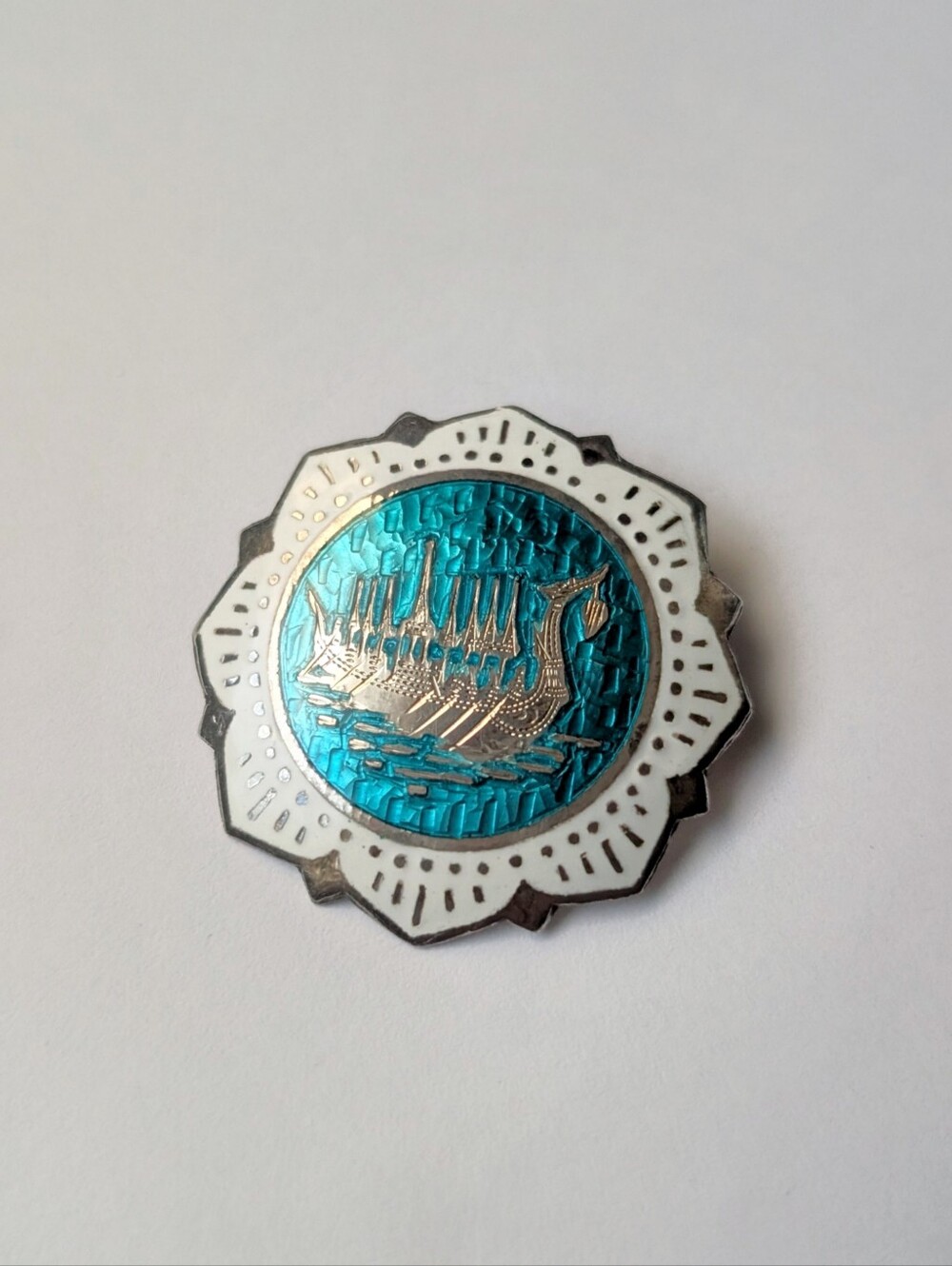 Vintage sterling silver Siam Thai ship Thailand blue enamel 925 brooch pin